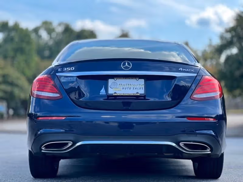 2020 Mercedes-Benz E350 view 2