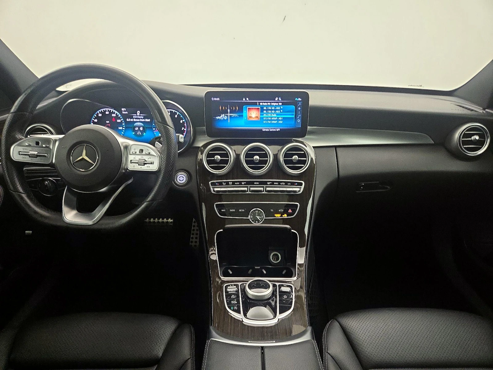 2020 Mercedes-Benz C300 view 5